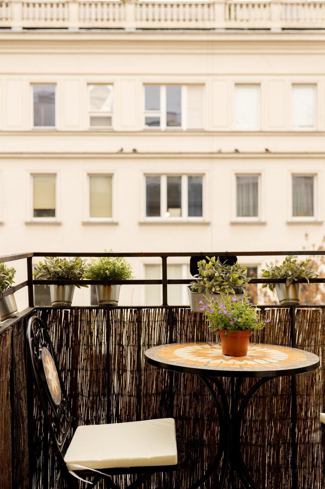 Relax Apartment Hoza / Poznanska Warsaw Ngoại thất bức ảnh